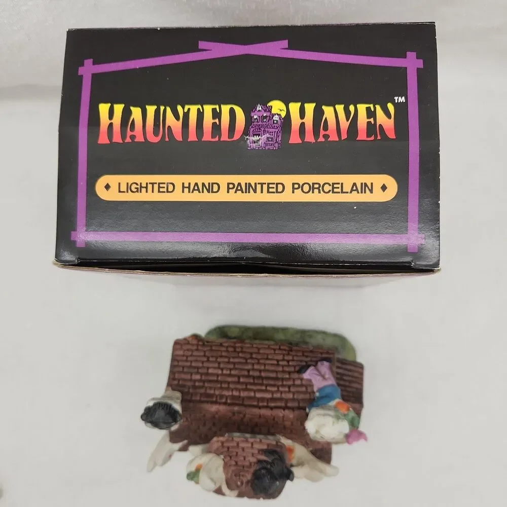 House Pumpkin Factory Lighted Porcelain Haunted Haven Witch Ghost Cat Four Star